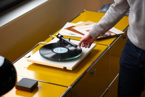Gramofon Pro-Ject T2