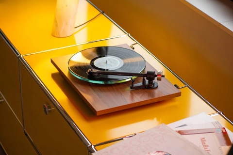 Gramofon Pro-Ject T2 Super Phono