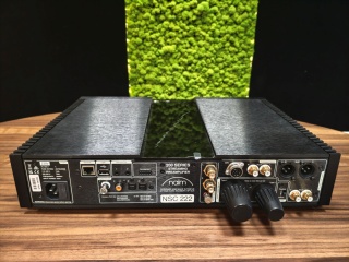 Przedwzmacniacz i ostwarzacz sieciowy (Streamer) Naim NSC-222