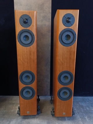 Vienna Acoustics Beethoven Baby Grand Reference