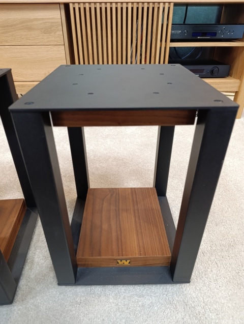 WHARFEDALE Linton Stand