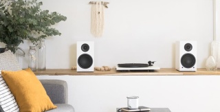 Aktywne monitory podstawkowe Triangle Elara LN01A