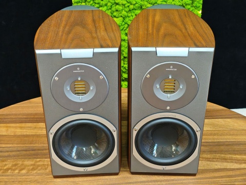 Audiovector R1 AVANTGARDE
