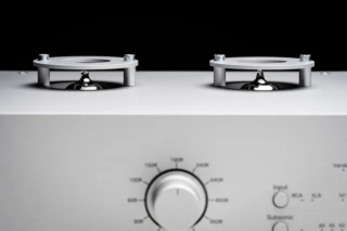Lampowy przedwzmacniacz gramofonowy Pro-Ject Tube Box DS3 B