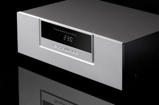 Kondycjoner sieciowy GigaWatt POWERCONTROL + przewód LC-2 EVO (1,5 metra)