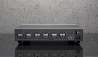 Kondycjoner sieciowy GigaWatt POWERPRIME + przewód LC-2 EVO (1,5 metra)