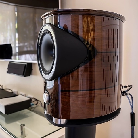 Kolumny podstawkowe Fyne Audio F1-8 Piano Gloss Walnut - para