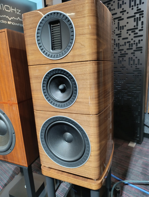 Wharfedale Elysian 2