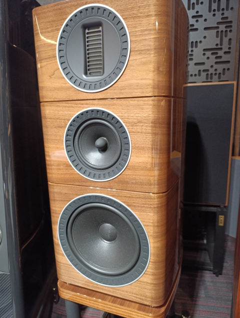 Wharfedale Elysian 2